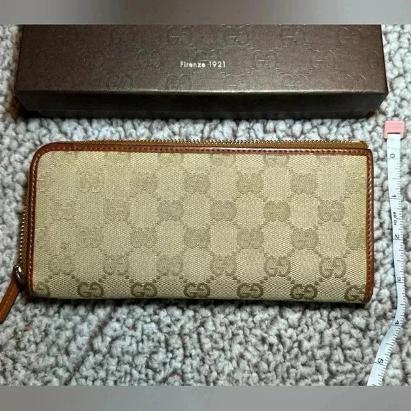 Auth Gucci Zippy Wallet - Metallic Beige Brown Canvas - Picture 6 of 7